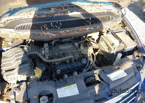 2005 Chrysler Town & Country Limited from USA, damaged, VIN 2C8GP64LX5R232148